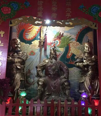 客户供奉关圣大帝