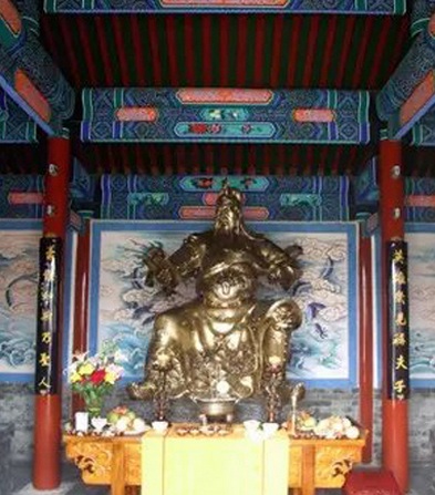 关公像